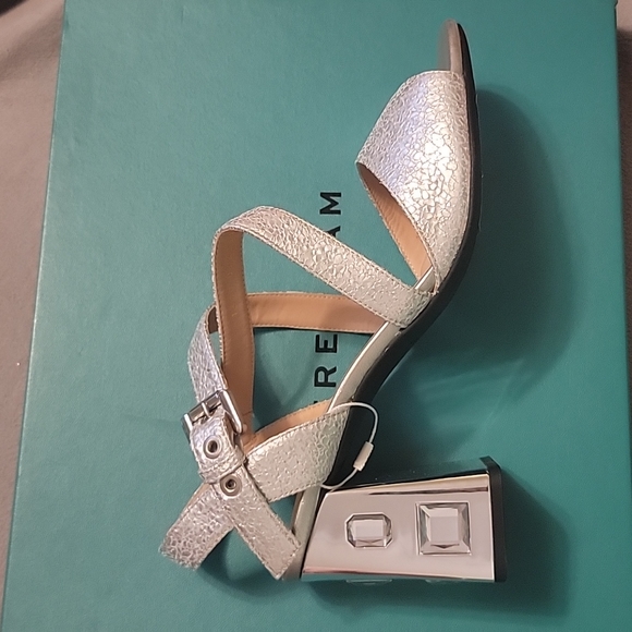 Geox Metallic Silver Rhinestone Jeweled Block Ankle Strap Heels NWT - Picture 5 of 16